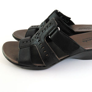 Women's Clarks Bendables Leather Sandals Size 8M